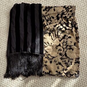 Two scarves black beige
